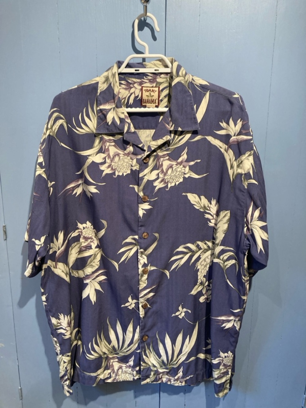 Tommy Bahama Men’s Silk Shirt Size Large